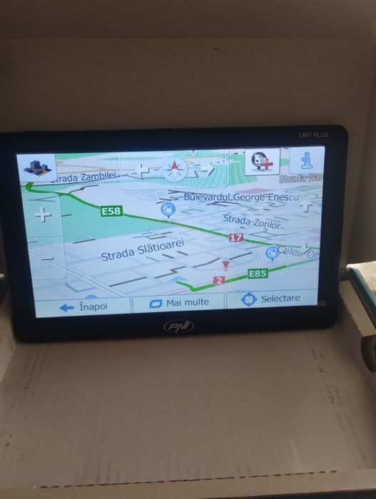 Vând GPS PNI L807 plus pentru camion,autocar,dube și mașini mici