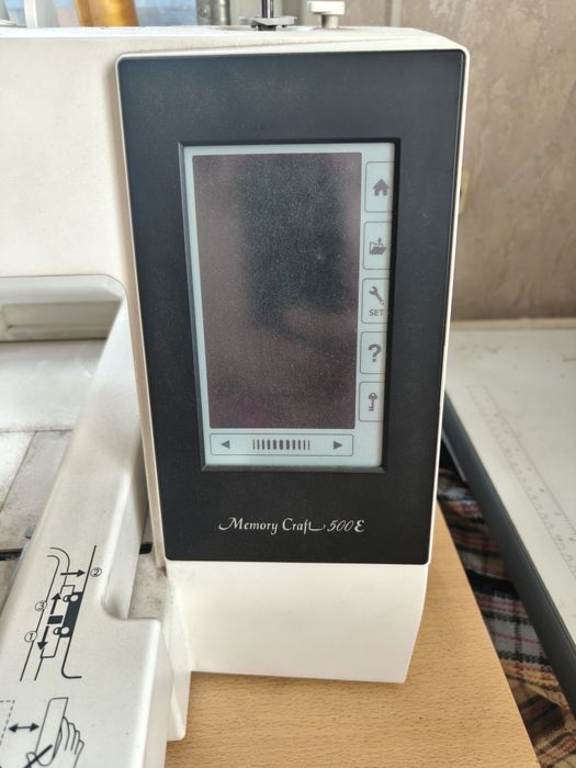 Вышивальная машина Janome Memory Craft 500 E