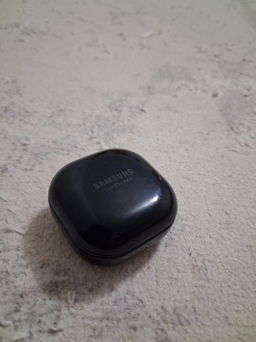 Продам наушники от самсунг