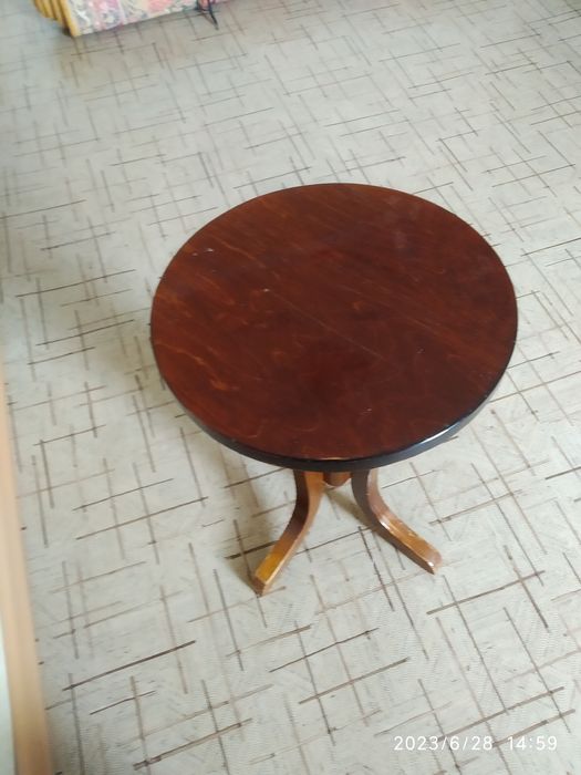 Стульчик для пианино