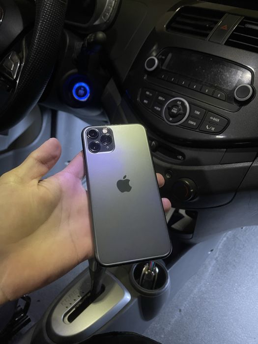 Iphone 11 pro sotiladi srochna