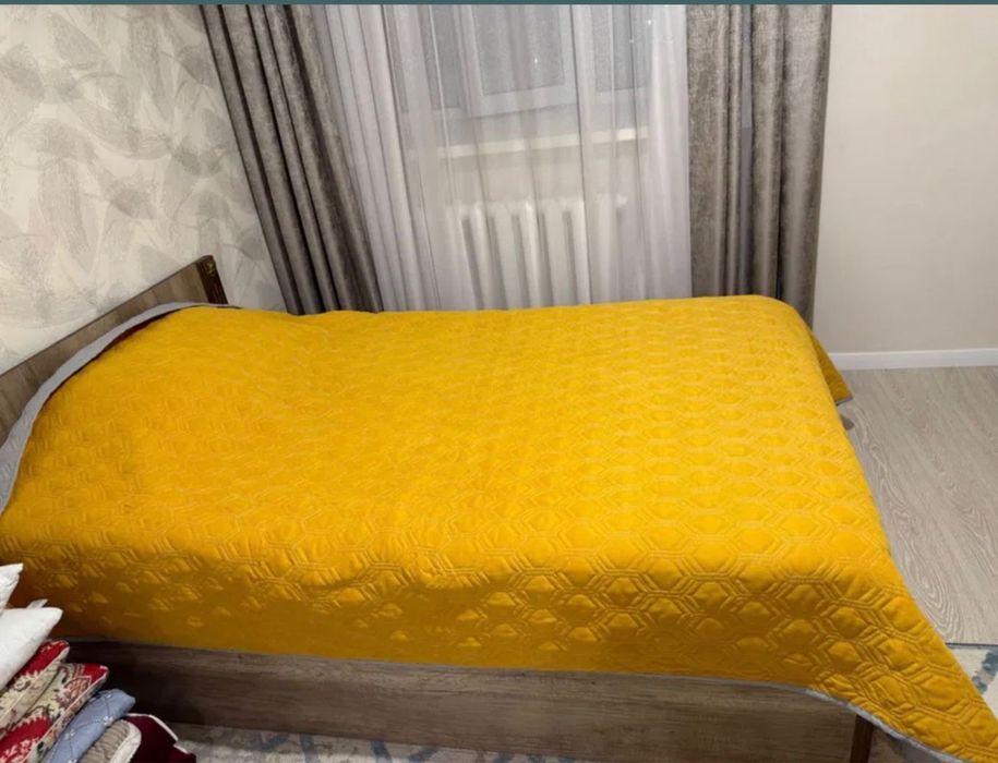 Продам кровать полторашка