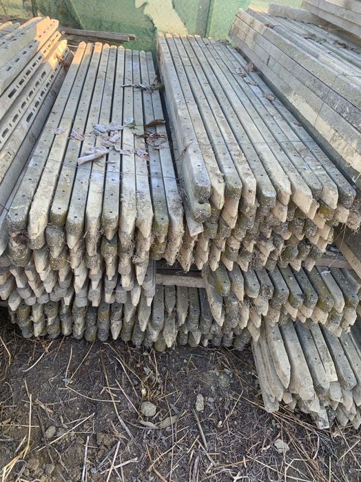 Stalpi de beton 27 lei bucata