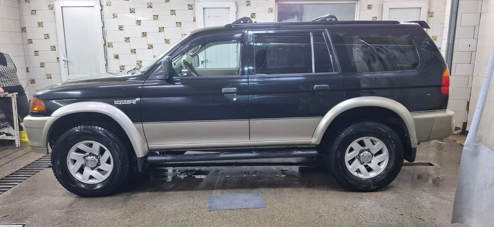 Продам Монтеро спорт