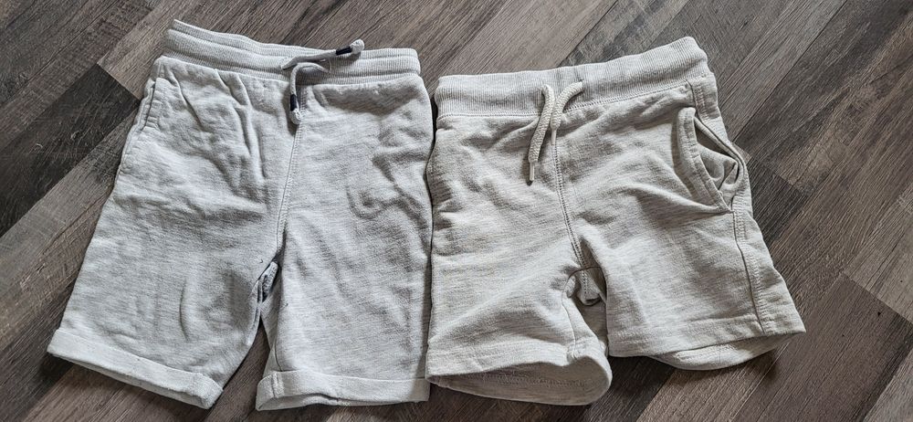 Lot set pantaloni scurți