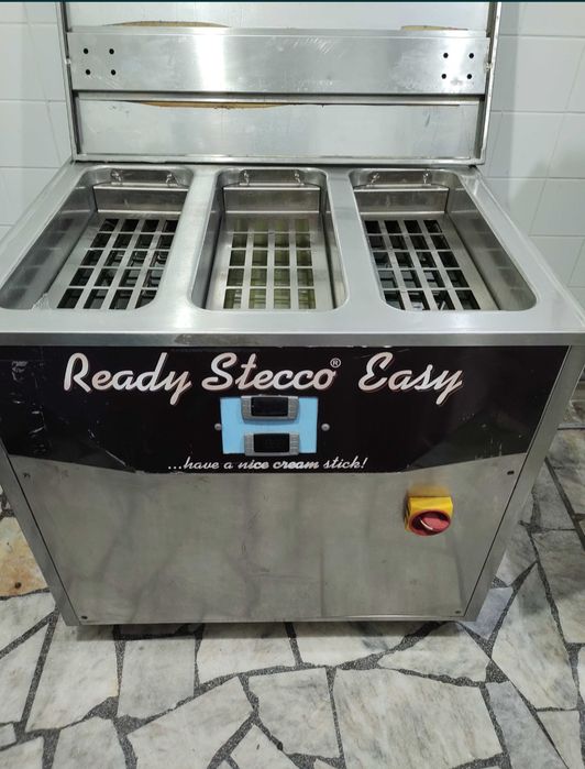 Машина за сладолед на клечка