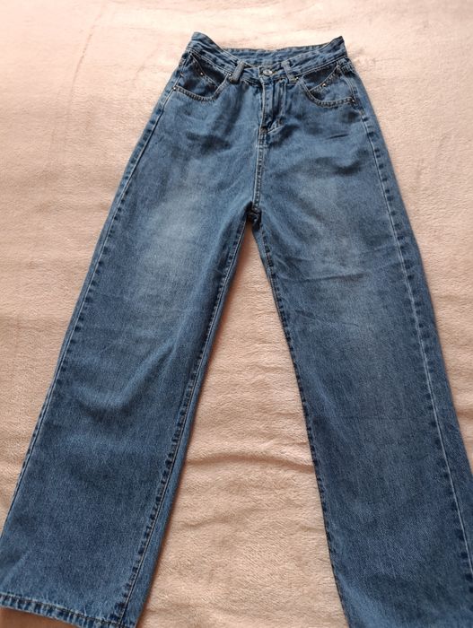 Джинсы  женские.