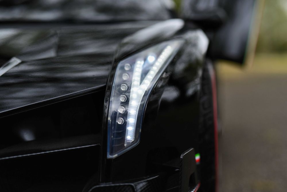 Акумулаторен КОЛА Lamborghini VENENO 4X4 12V батерия