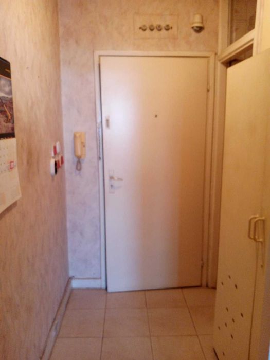 Дава се под наем Едностаен апартамент в София, Люлин 5 - 30 кв.м за 249.9 € - Снимка #4