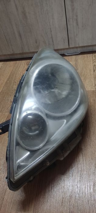 Продам фары на Ниссан Ноут