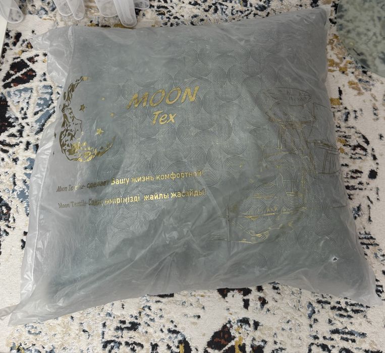 Продам подушку.