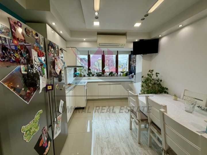 Дава се под наем Тристаен апартамент в Варна, ВИНС - 82 кв.м за 787.95 € - Снимка #2