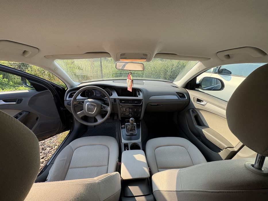 Se vinde Audi A4B8