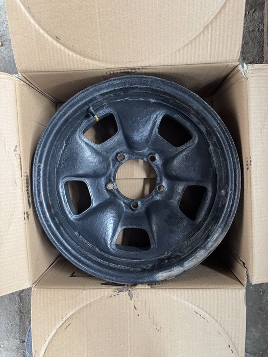 Jante r16 5x139,7