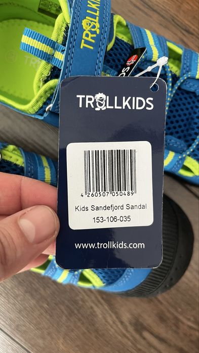 Чисто нови детски сандали Trollkids – номер 35