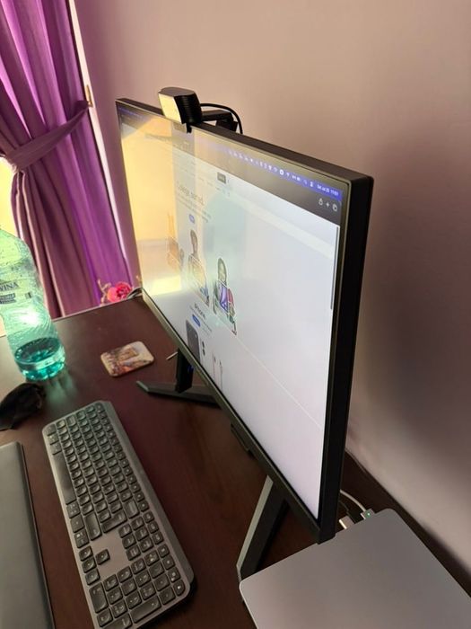 Monitor gaming Gigabyte M27Q P, 27 inch, IPS, QHD, 2560 x 1440, 1 ms, 165 Hz, 400 lm, 1000:1, DisplayHDR 400, FeeSync Premium, Negru