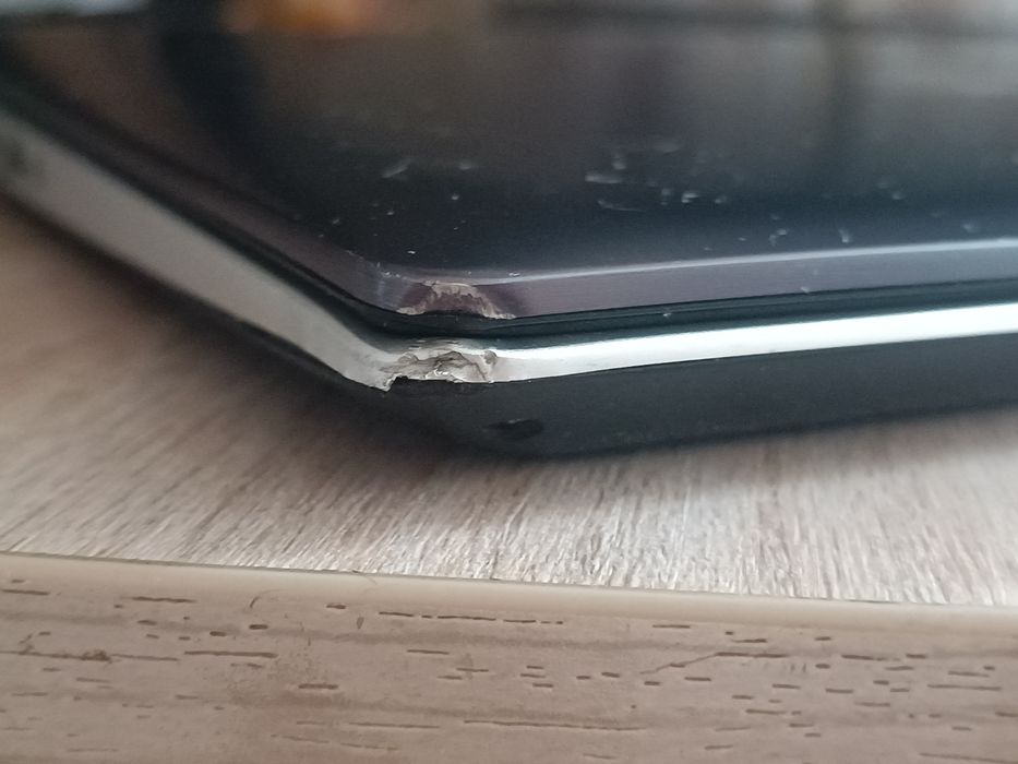 Ноутбук Asus  сенсорный экран