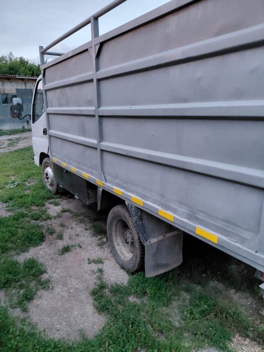 Продам грузовик Forland