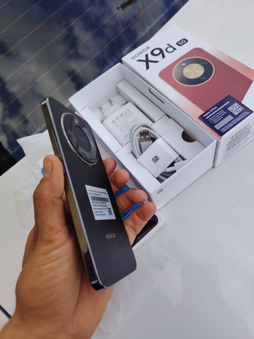 Honor x9d 5g 1 haftalik yanggi tel  12+12/256