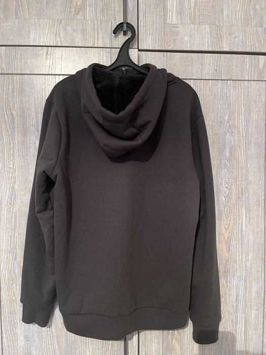 Продаю верхнюю одежду