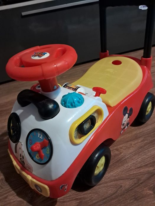 Masinuta Mickey mousse cu sunete
