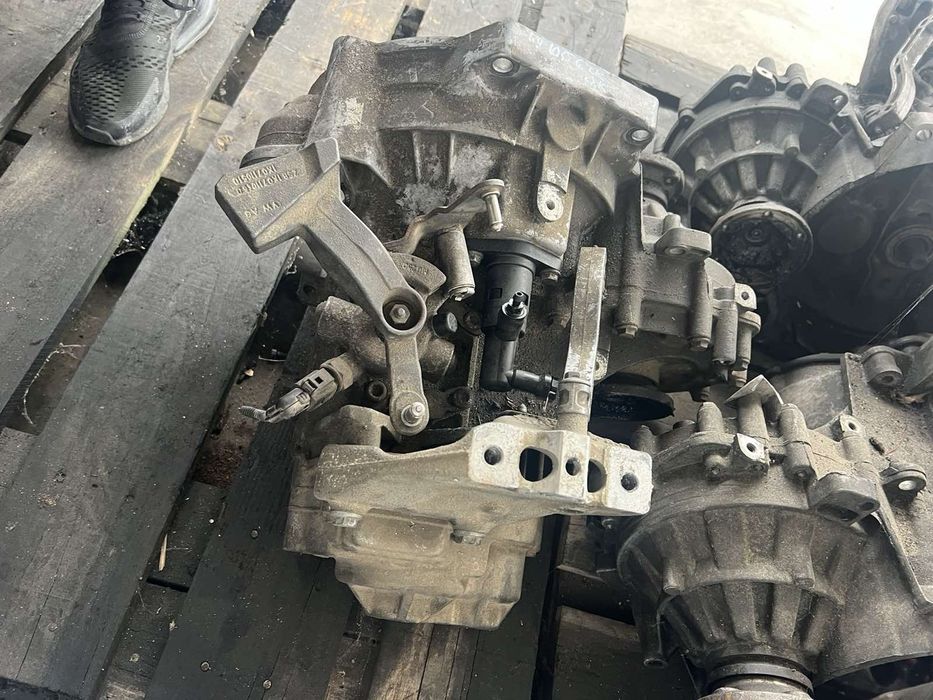 6 степенна скоростна кутия за Vw Tuaran Golf 5 Audi A3