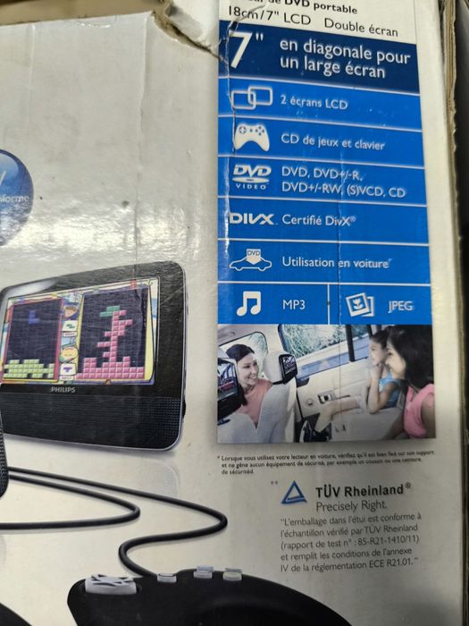 ДВД и игра за кола Philips