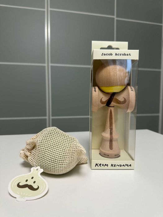 Kendama Krom Jacob Acrobat originală – nouă, ediție pro + săculeț