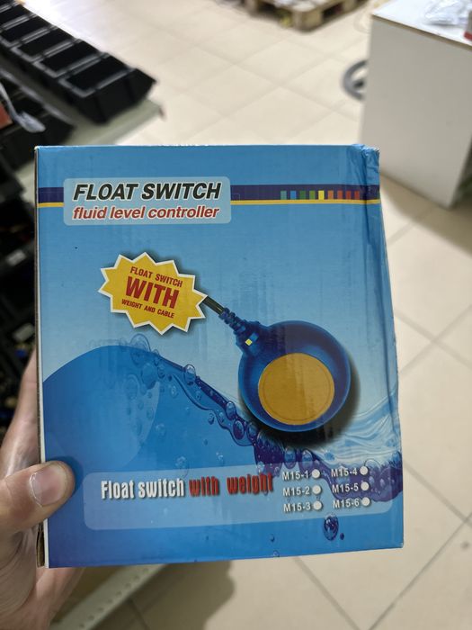 Поплавок для емкости