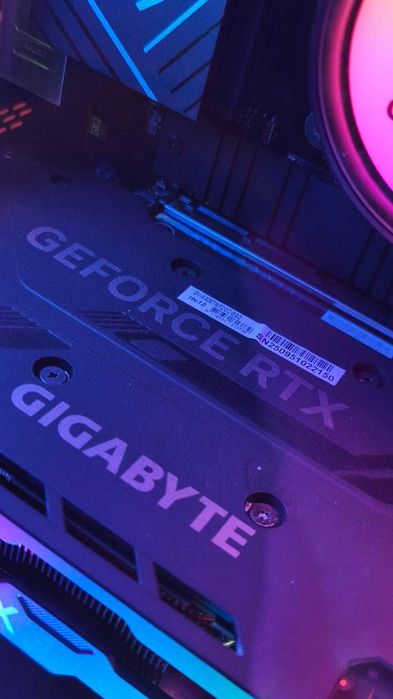 Геймърски Компютър i7 GeForce 4060TI 32GB RAM