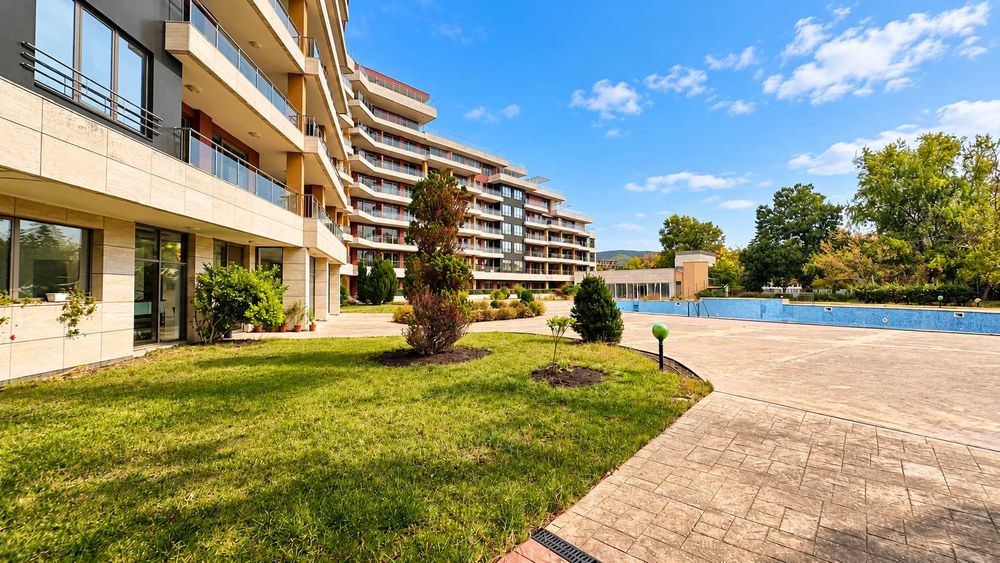 Продава се Двустаен апартамент в к.к. Слънчев бряг - 100 кв.м за 880 €/кв.м - Снимка #14
