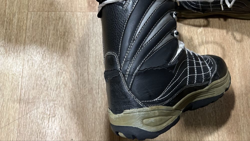 Ботинки сноубордические 45р