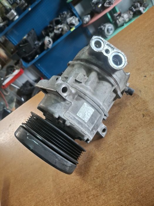Compresor aer condiționat Opel Corsa D  E 1.0 1.2 1.4 benzină