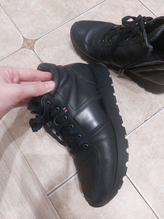 Женская зимняя обувь