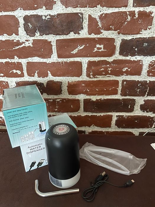 Диспенсър-автоматична помпа за вода 4W