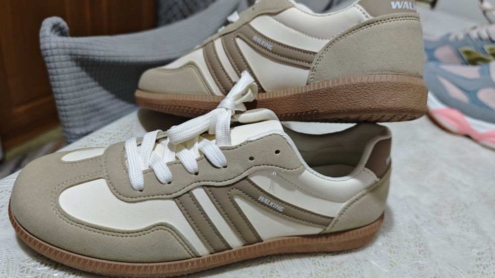 Продам новые кросовки