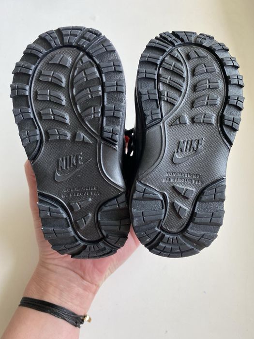 NIKE боти нови