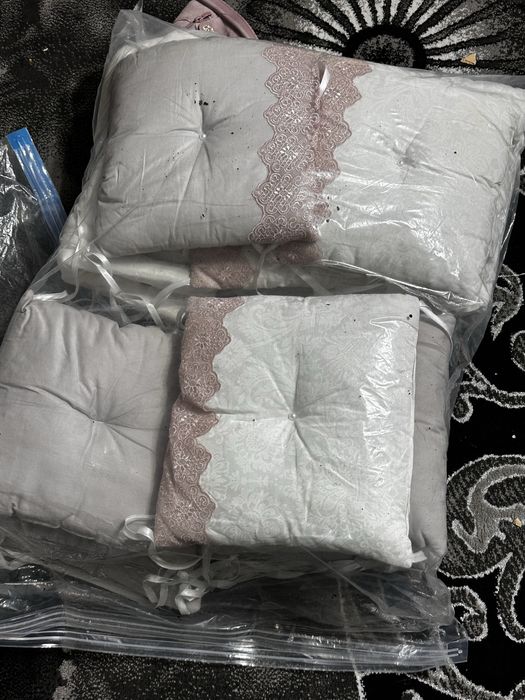 Бортики на кроватку малыша