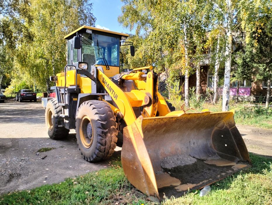 Продам погрузчик 2 кубовый