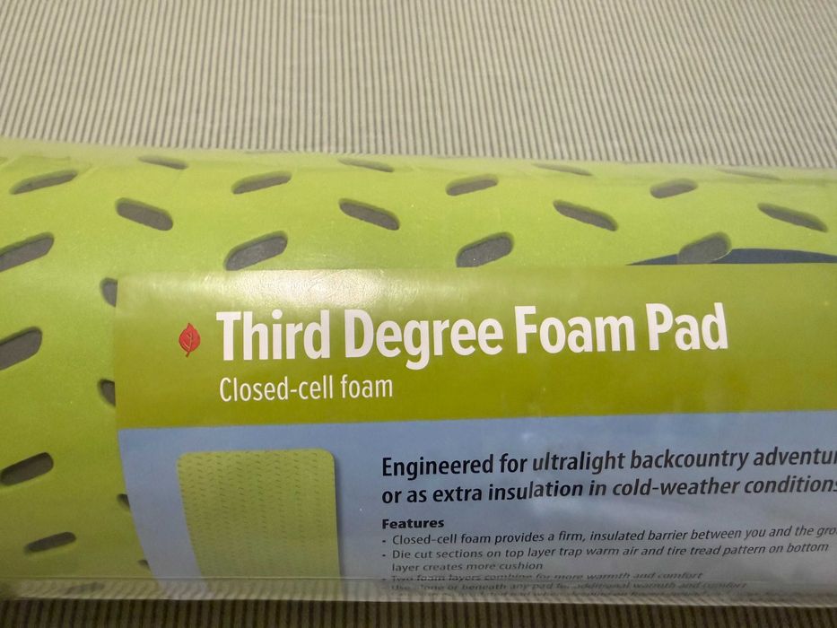 Продавам нова туристическа постелка Big Agnes Third Degree Foam Pad, размер S / 122 см - само 227 грама