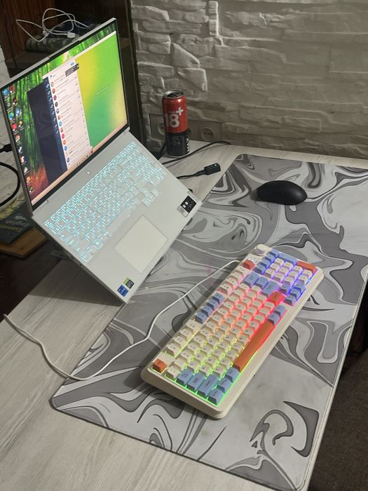 i7 11th 16 gb  3060 rtx 6 gb 512 gb 2к 165hz