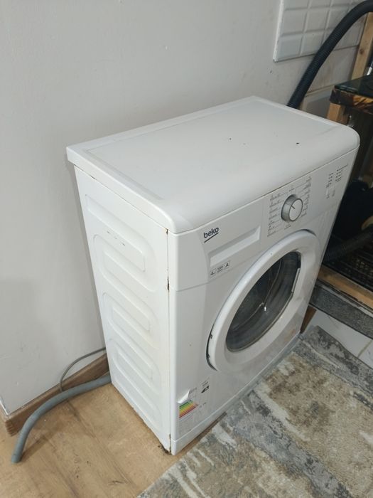 Продам стиральную машину Beko