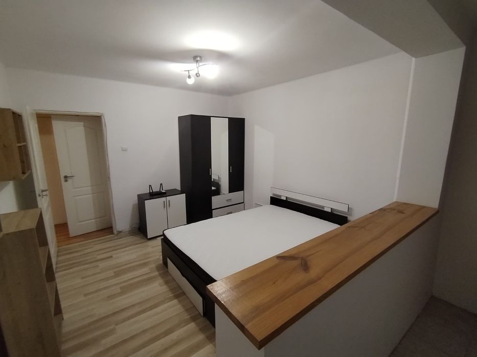 Apartament 2 camere decomandat  Circumvalatiunii pozitie excelenta