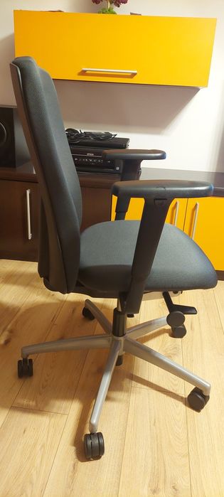 Scaun birou/office kinnarps, impecabil, ca nou