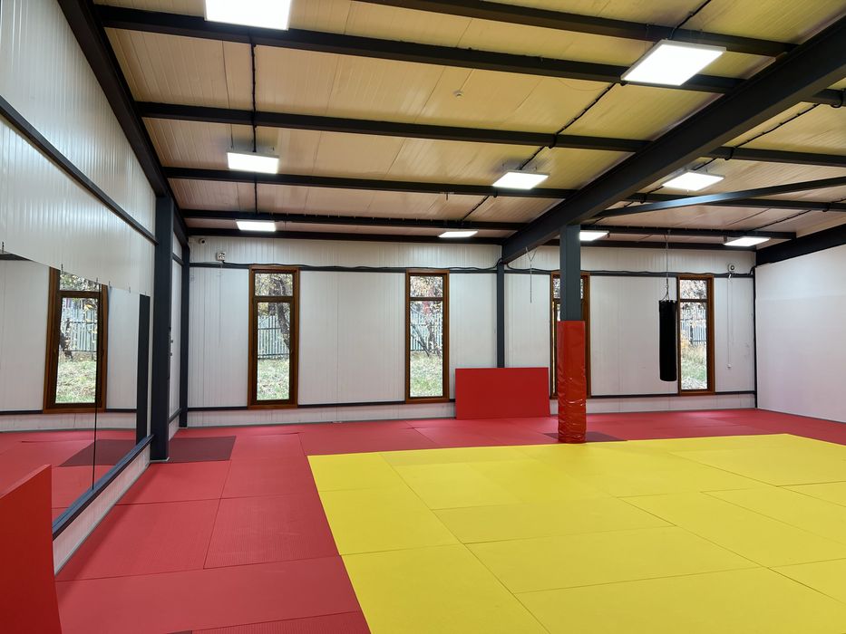 Сдается в аренду зал 170кв