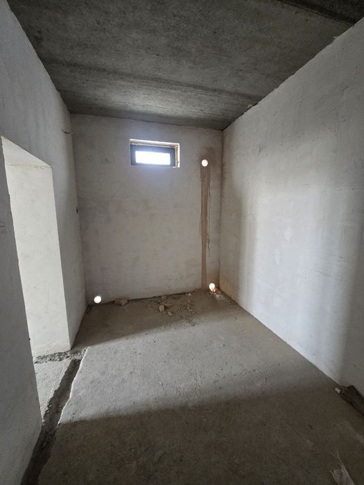 Квартира сотилади