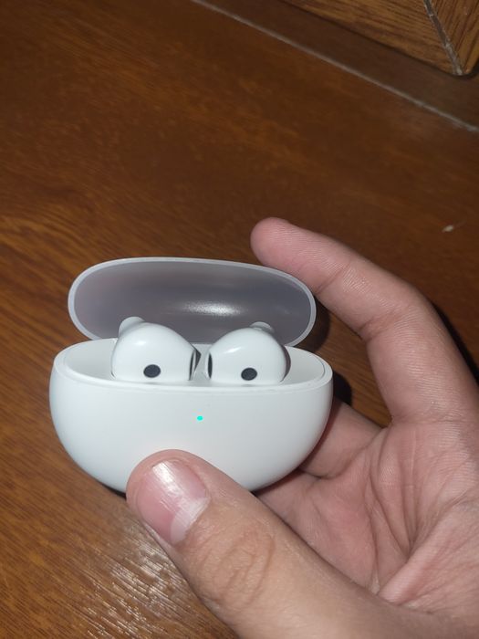 Продам OPPO Enco Air2