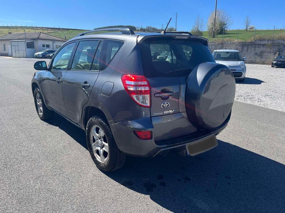 Toyota Rav 4 2.2 D4D 2011 150ps