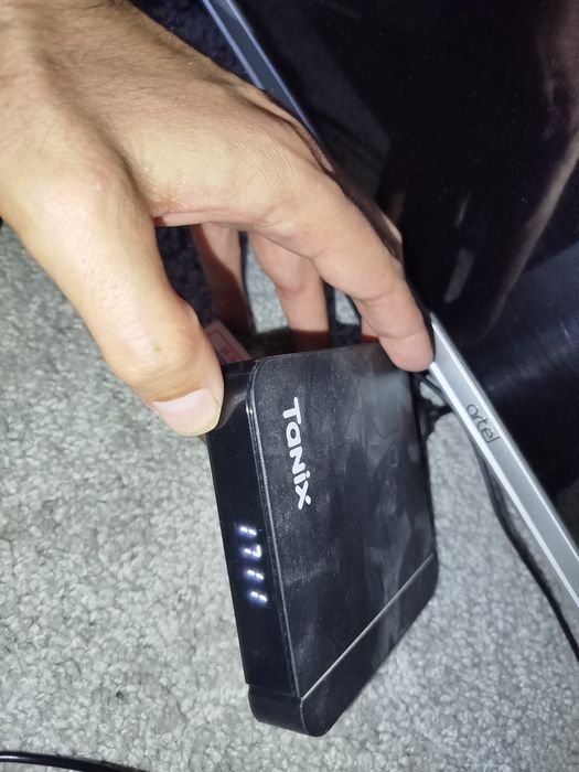 Tanix W2 2/16 андроид тв бокс
