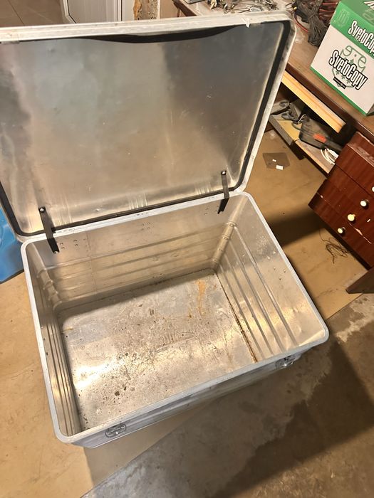 Ящик алюминивый